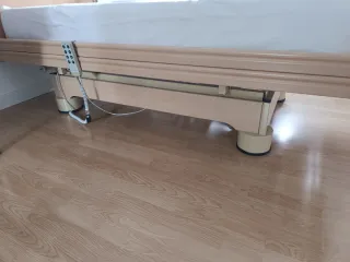Cama eléctrica articulada madera