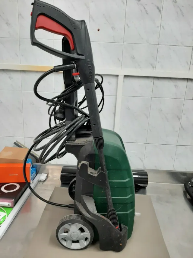 Hidrolimpiadora Bosch AQT 35-12 - Potente y lista