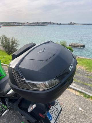 Kawasaki Z900 Verde/Plata Manual