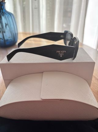 Gafas de sol Prada Negras