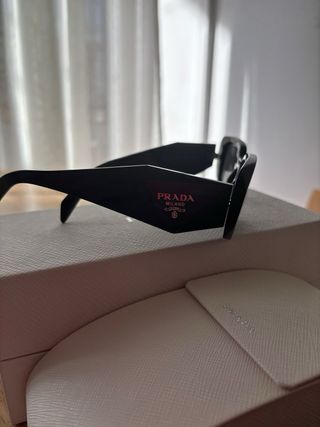 Gafas de sol Prada Negras