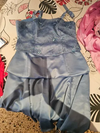 Conjunto corpiño y falda azul talla 50