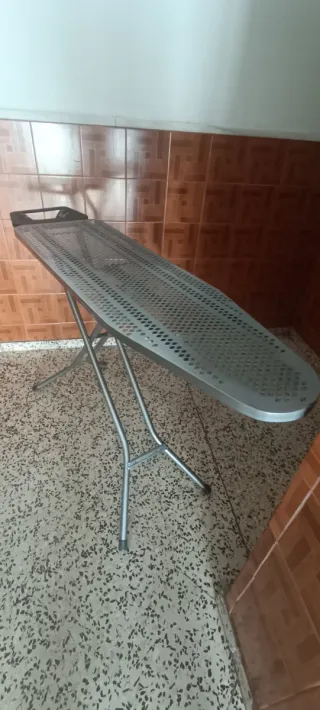 Tabla de planchar plegable