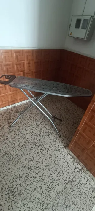 Tabla de planchar plegable