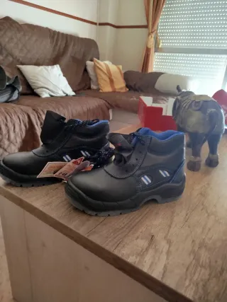 Botas de seguridad Panter negras y azules