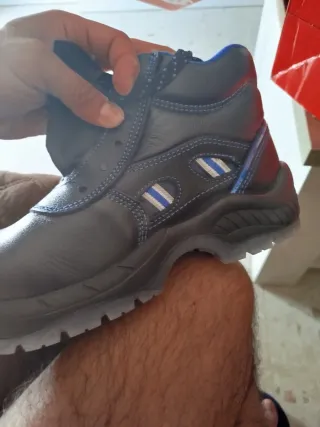 Botas de seguridad Panter negras y azules