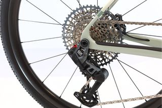 Bicicleta Cube Nuroad C:62 EX AXS 12V t.56 Reacondicionada