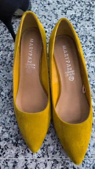 Zapatos de tacón MARYPAZ amarillos talla 39