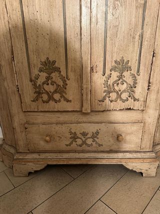 Armadio Shabby Chic Beige e Oro