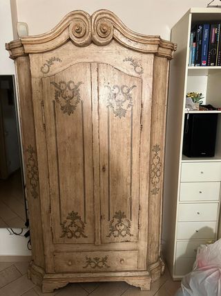 Armadio Shabby Chic Beige e Oro