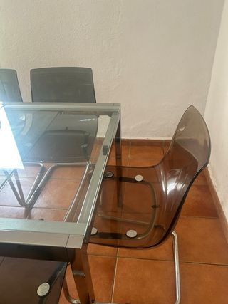 Mesa extensible y 6 Sillas Comedor Cristal y Metal