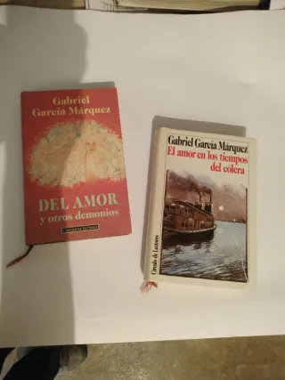 Lote dos libros de Gabriel García Márquez