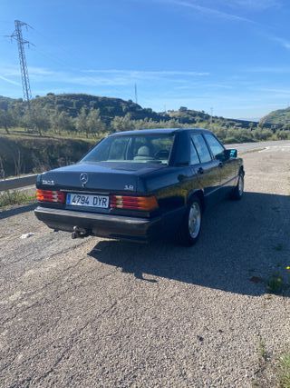Mercedes Benz 190 E  1.8 gasolina 5 velocidades