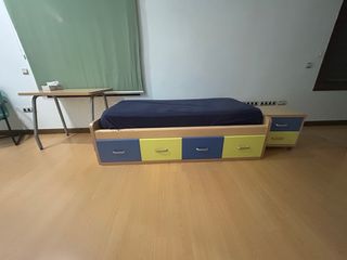 Cama juvenil con cajones