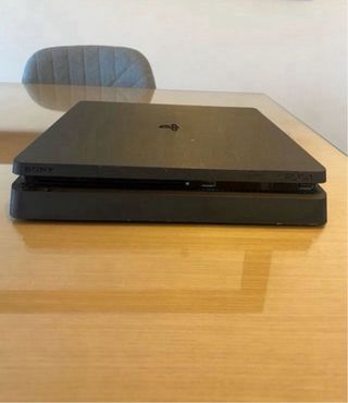Consola PS4 Negra