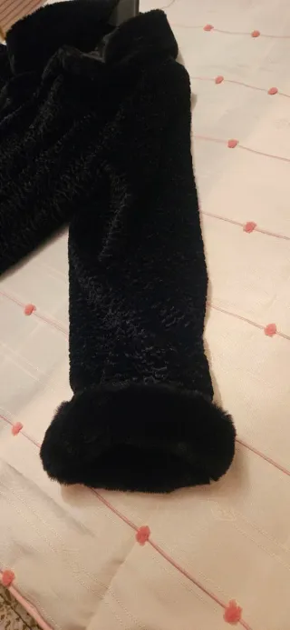 Abrigo de astracán negro mujer