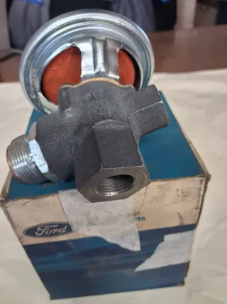 Válvula EGR Ford 85SF9L480CA Clásicos
