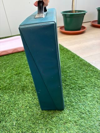 Máquina de escribir Olivetti DORA