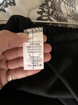 Pantaloni neri a gamba larga con coulisse