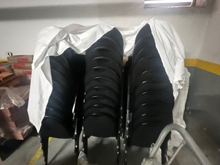 Sillas Apilables Negras