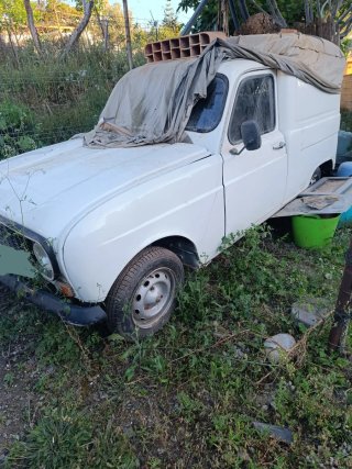 Renault 4L 4F