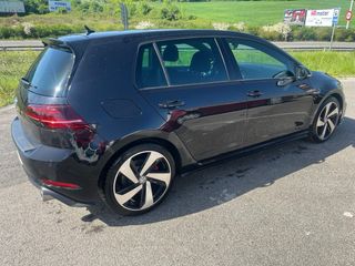 Volkswagen Golf GTI 7
