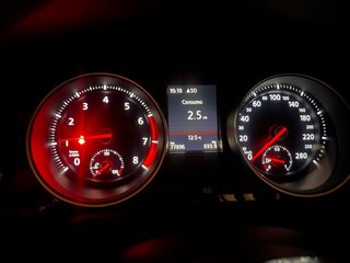 Volkswagen Golf GTI 7