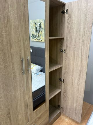 OFERTA!!! Armario 3 puertas con espejo