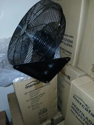 Ventilador de pared Industrial de Mercafan Negro