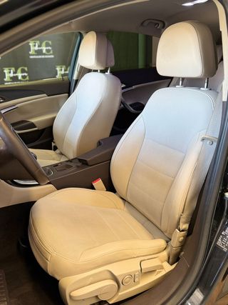 Opel Insignia 1.6 turbo 180 cv etiqueta C