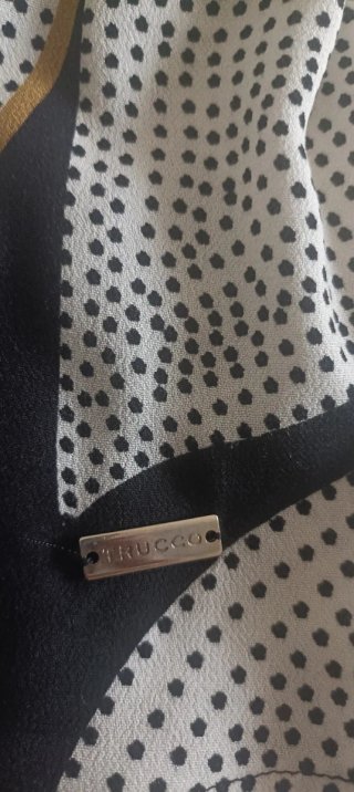 Top Trucco Negro y Blanco Estampado