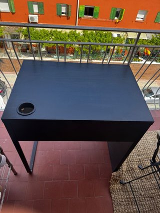 Mesa MICKE Ikea