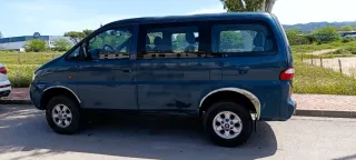 Hyundai H-1 2000