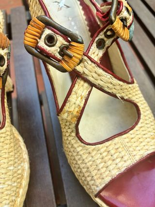 Cuñas T 36 Beige y Rojo muxart