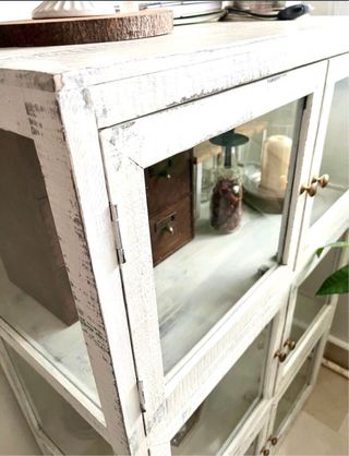 Mueble Vitrina Madera y Cristal