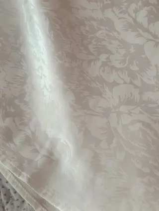 Vestido largo blanco de muaré