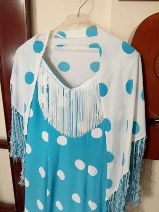 Traje de Gitana Negro con Lunares