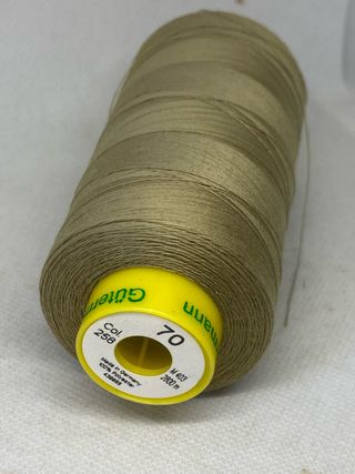 Hilo Gütermann Col. 258 2800m Poliéster