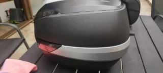 Baúl Suzuki Original con respaldo y soporte 47L