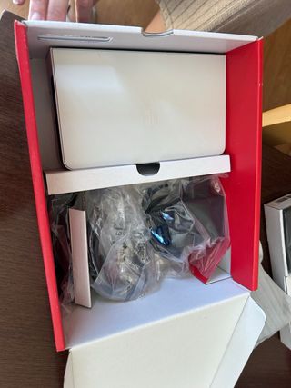 Nintendo Switch OLED Bianca e nera