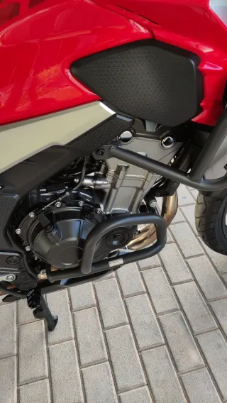 Honda CB500X Roja 2019 - Full Extras