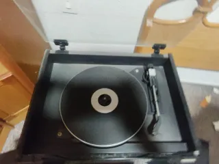 Toca discos antiguo