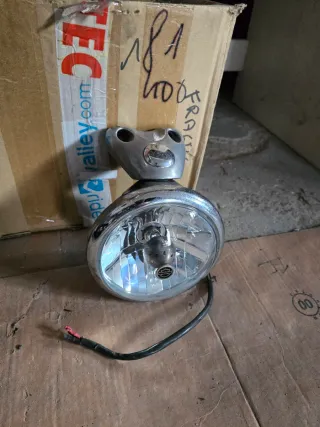 Faro Harley Davidson Cromato
