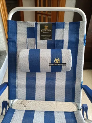 Silla de playa Crevicosta azul y plateada