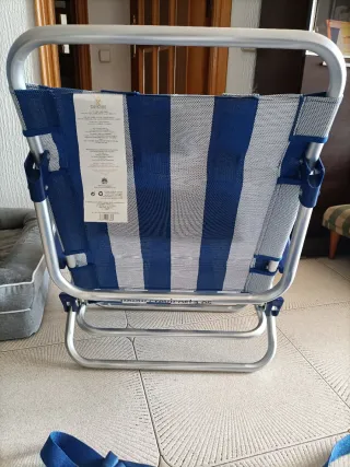 Silla de playa Crevicosta azul y plateada