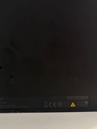 PS4 500GB + Mando Camuflaje + 2 Juegos