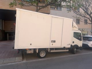 Nissan Casta nt400 2017