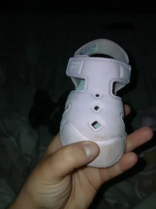 Chanclas Reebok niño negras N°23/5