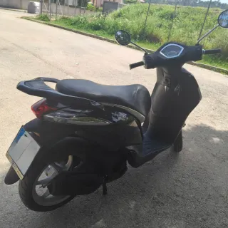 Moto Piaggio Liberty 125 ABS