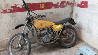 MOTO LOBITO 74 T Trials Amarilla